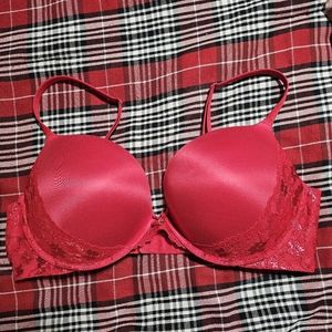 Victoria's Sect push up bra